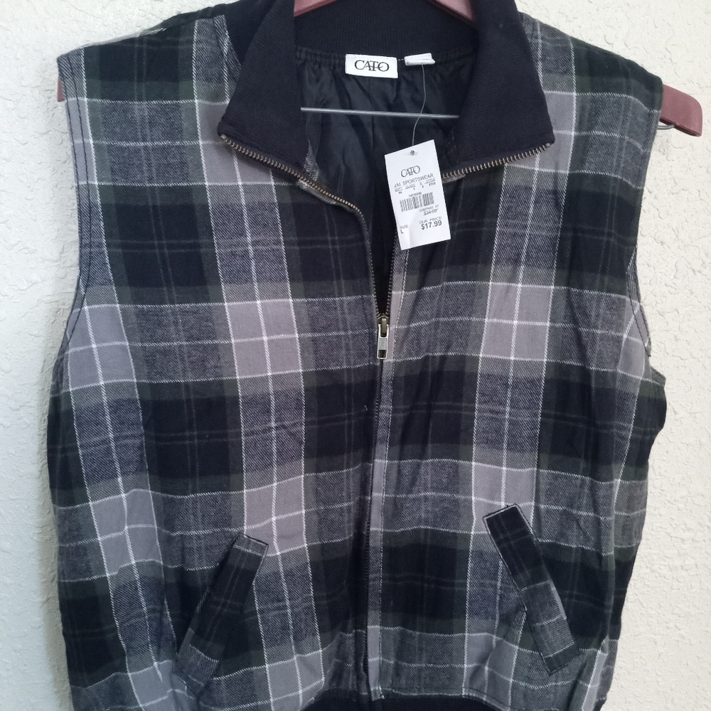 Nice Cato vest nwt
